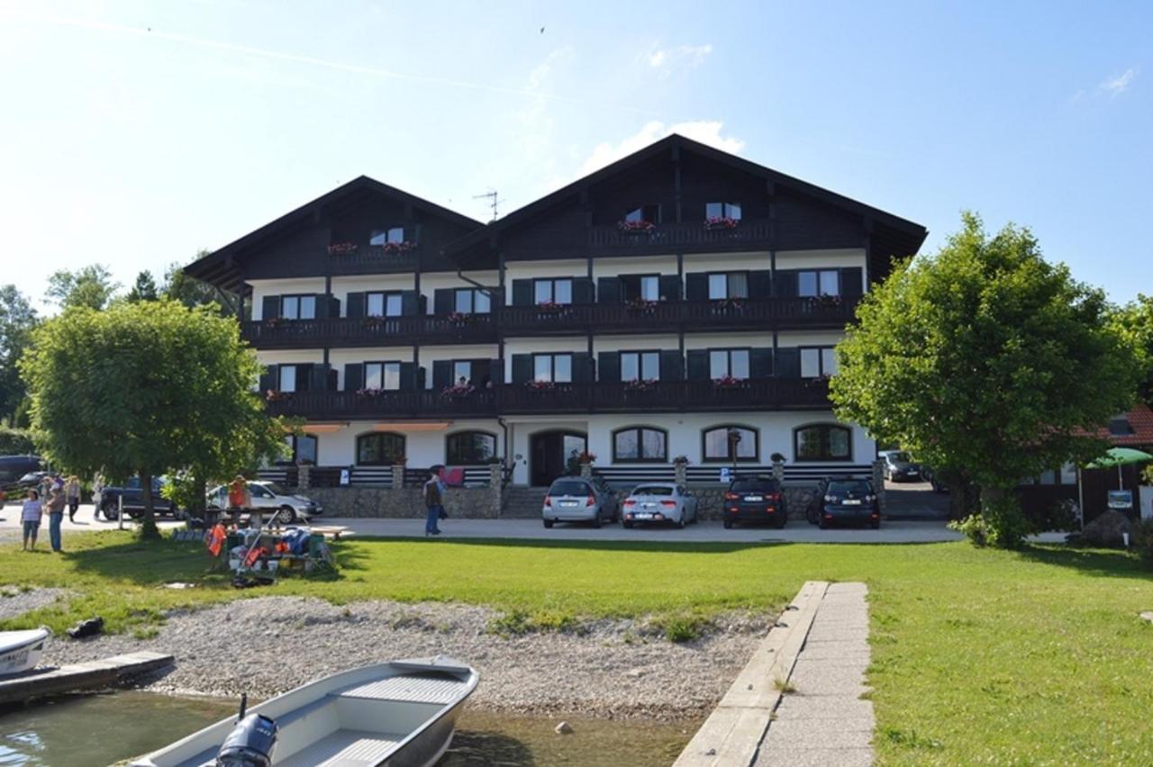 גשטאדט אם קימזה Gaestehaus Gruenaeugl Am See מראה חיצוני תמונה